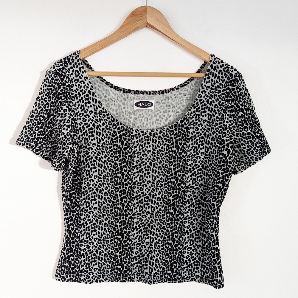 VTG 90's HALO Cheetah Leopard Velvet Embossed Light Mint Top Size Large